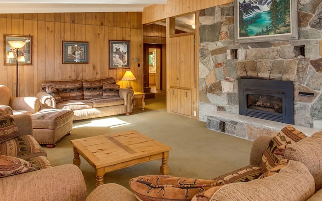 North Cascades Lodge at Stehekin