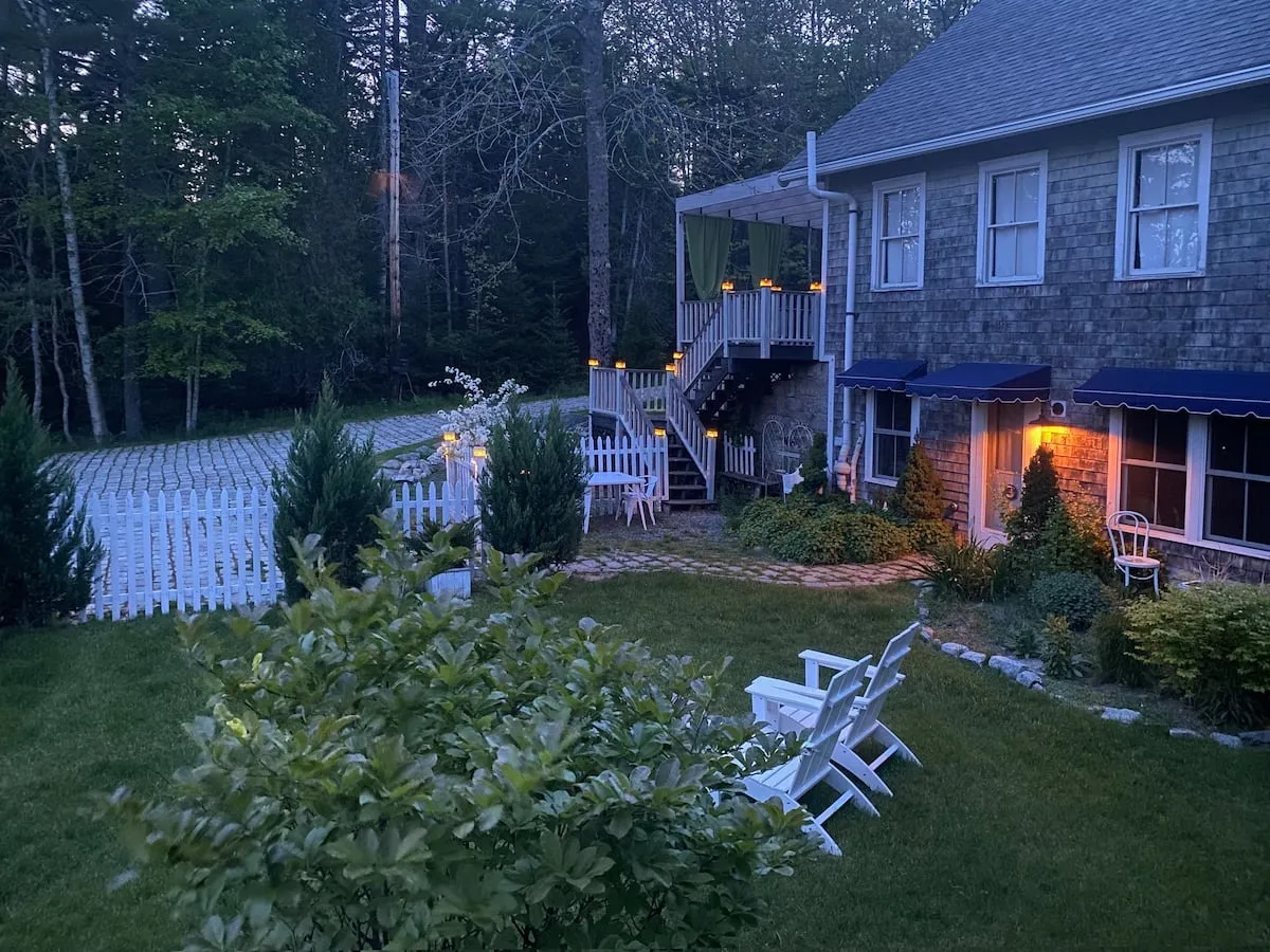 places to stay near acadia national park