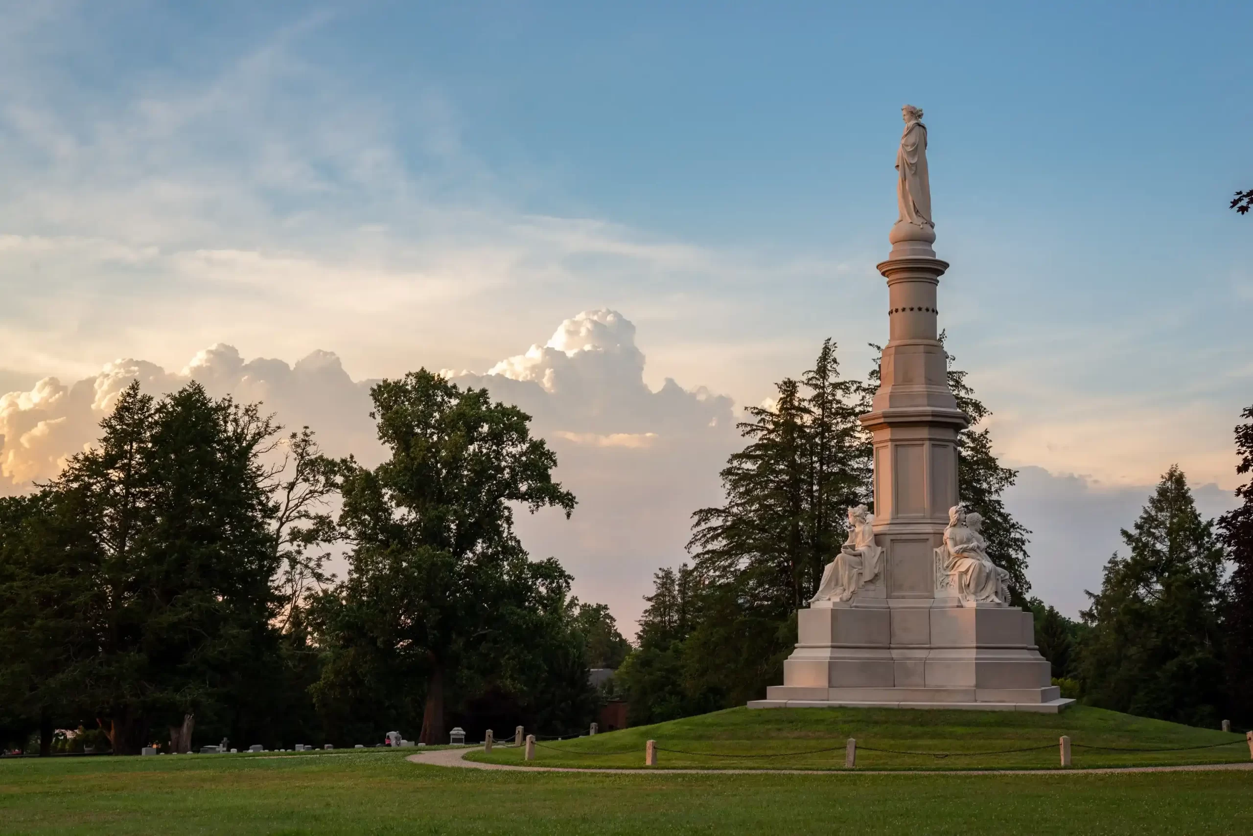 Facts About Gettysburg National Military Park There are over 1,300 monuments, markers, and memorials scattered across the park, each telling its own story.