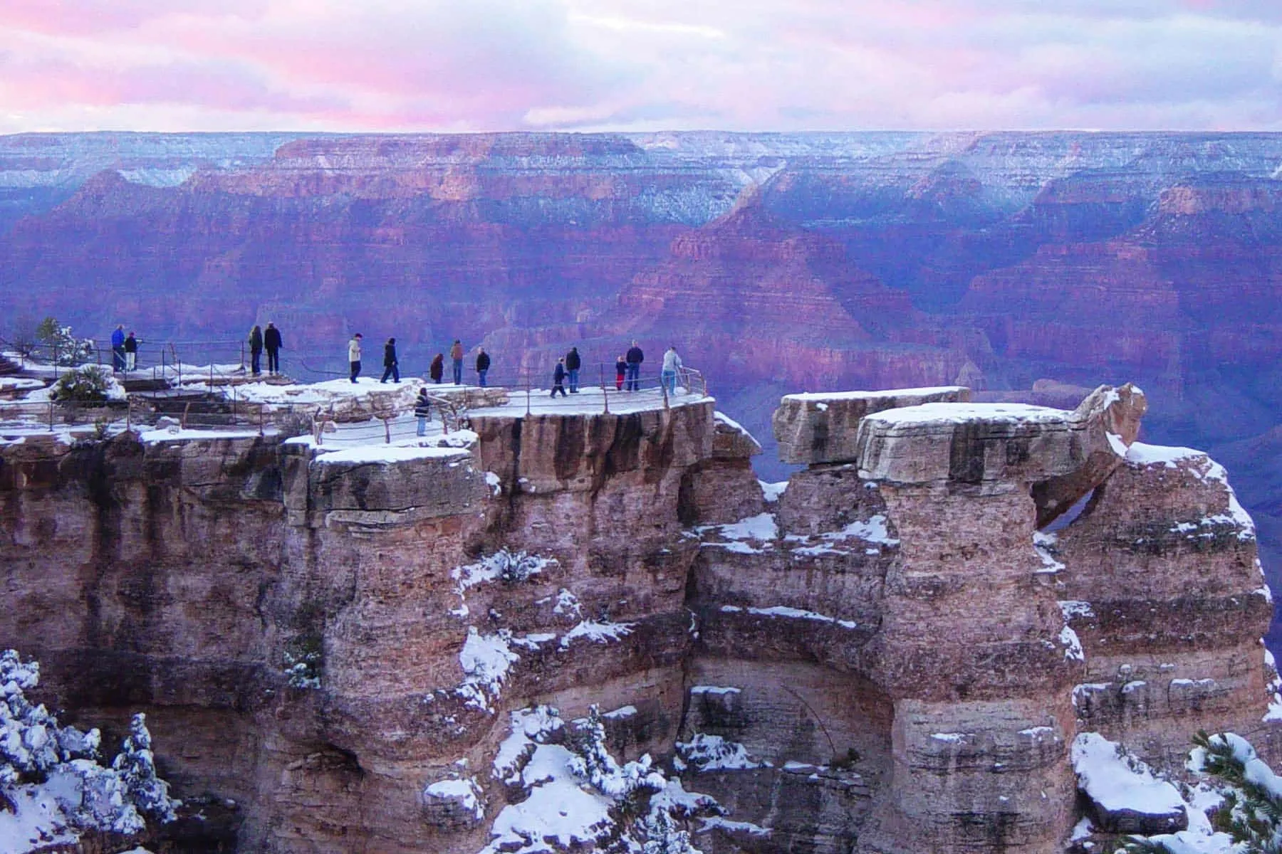 The North Rim of Grand Canyon National Park Starting October 16, the North Rim will transition to day-use only, meaning there will be no overnight accommodations available.