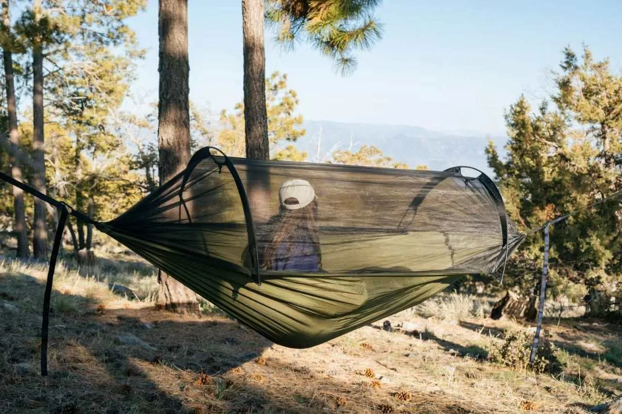 winter hammock camping