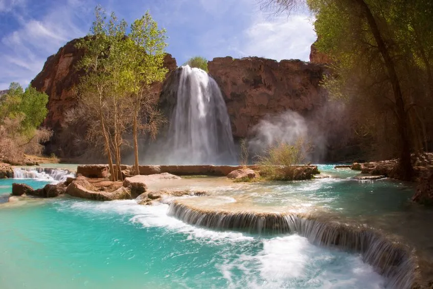 hiking trails with waterfalls