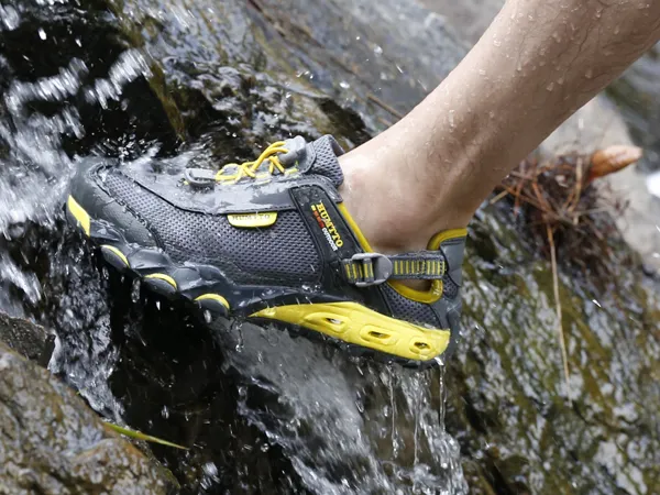 best summer hiking shoes