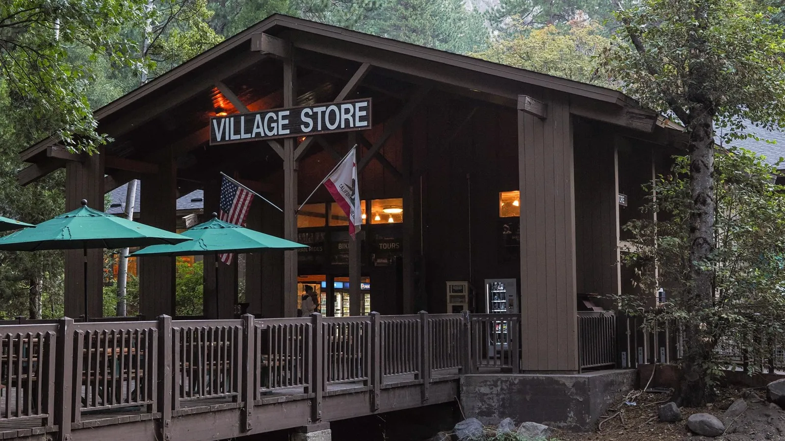 yosemite restaurants