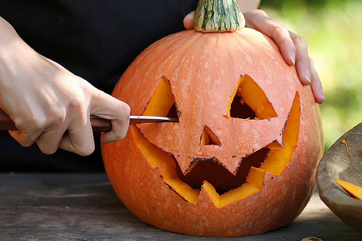 outdoor halloween games