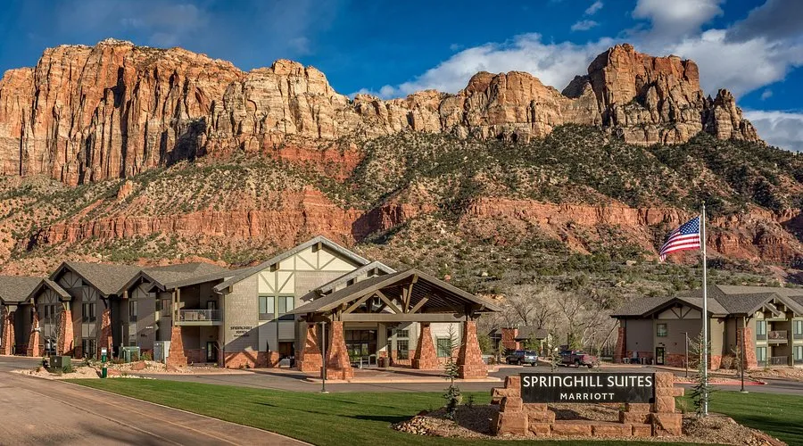 hotels near zion national park
