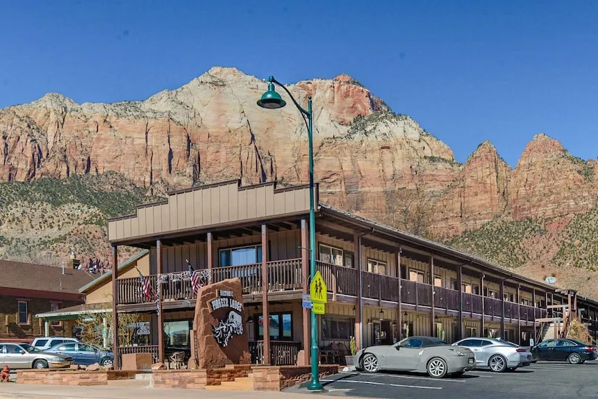 hotels near zion national park
