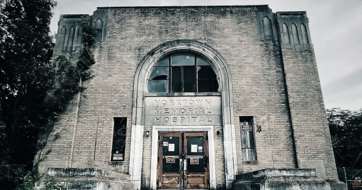 ghost tour 2025