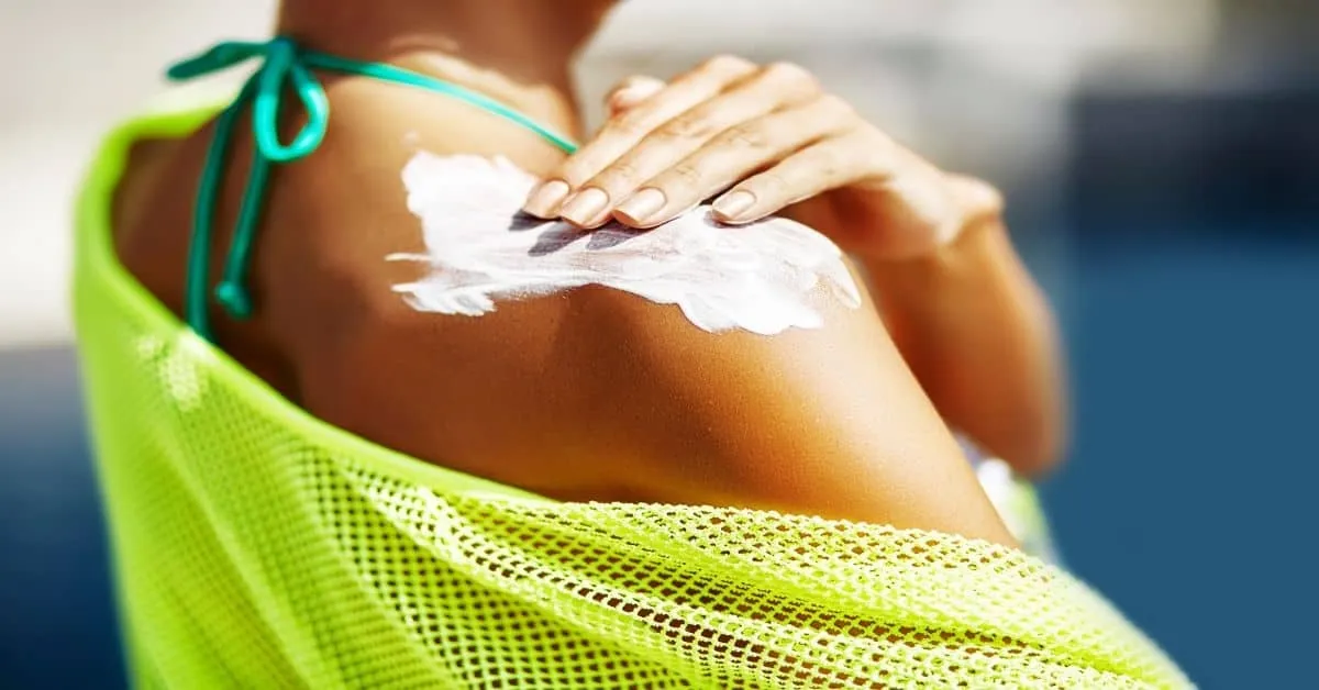 post-How Often To Reapply Sunscreen: Summary of Related Questions